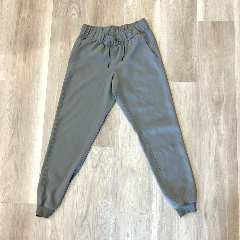 Lululemon Gray Stretchy Joggers